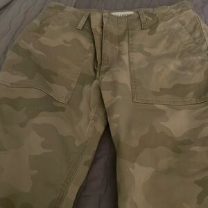 Nilli lotan Camo Pants Size 6